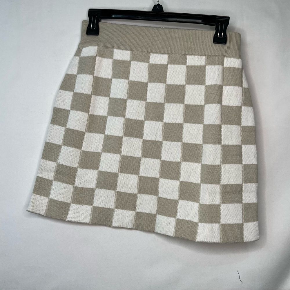 Charlie Holiday Grid Avalon Skirt tan and cream sweater skirt NWT - Picture 14 of 14